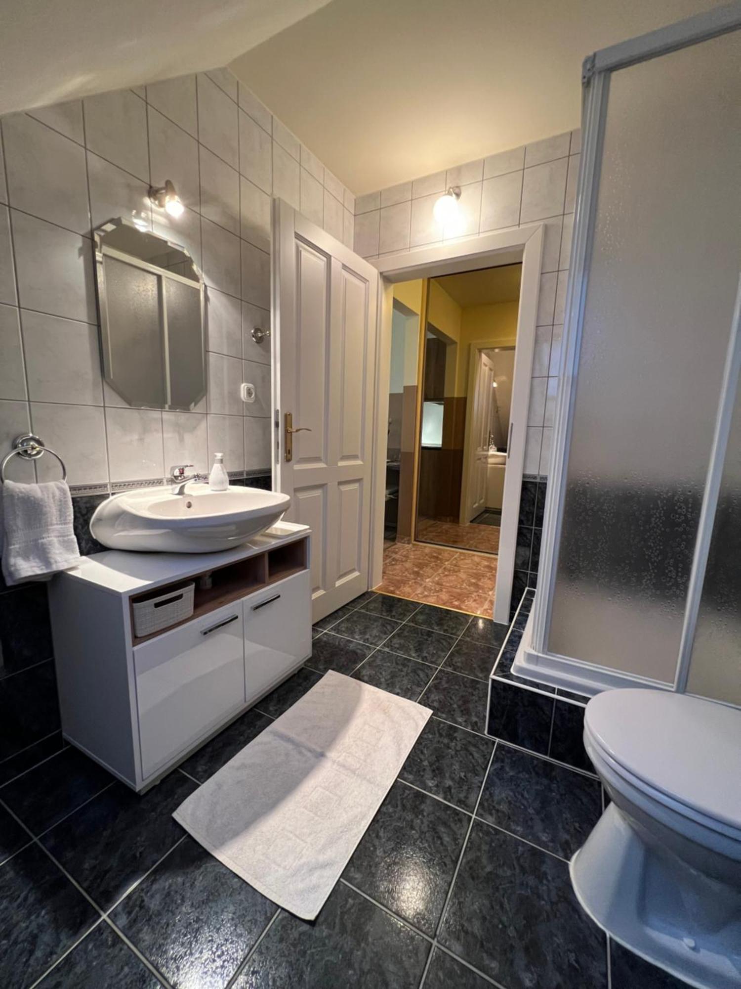 Holler Vendeghaz Appartement Bük Buitenkant foto